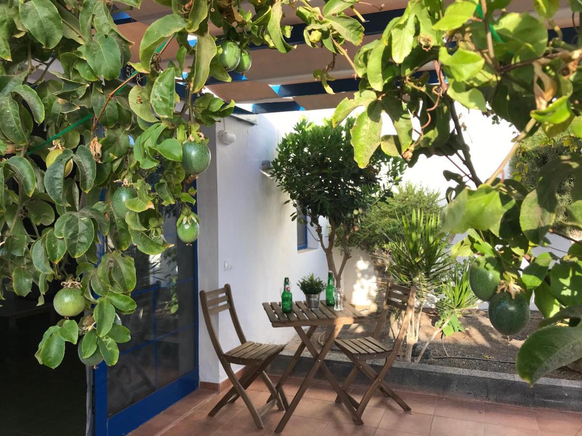 Vivienda Vacacional Delia Castillo a 100 metros de la playa Caleta de Fuste Exterior foto